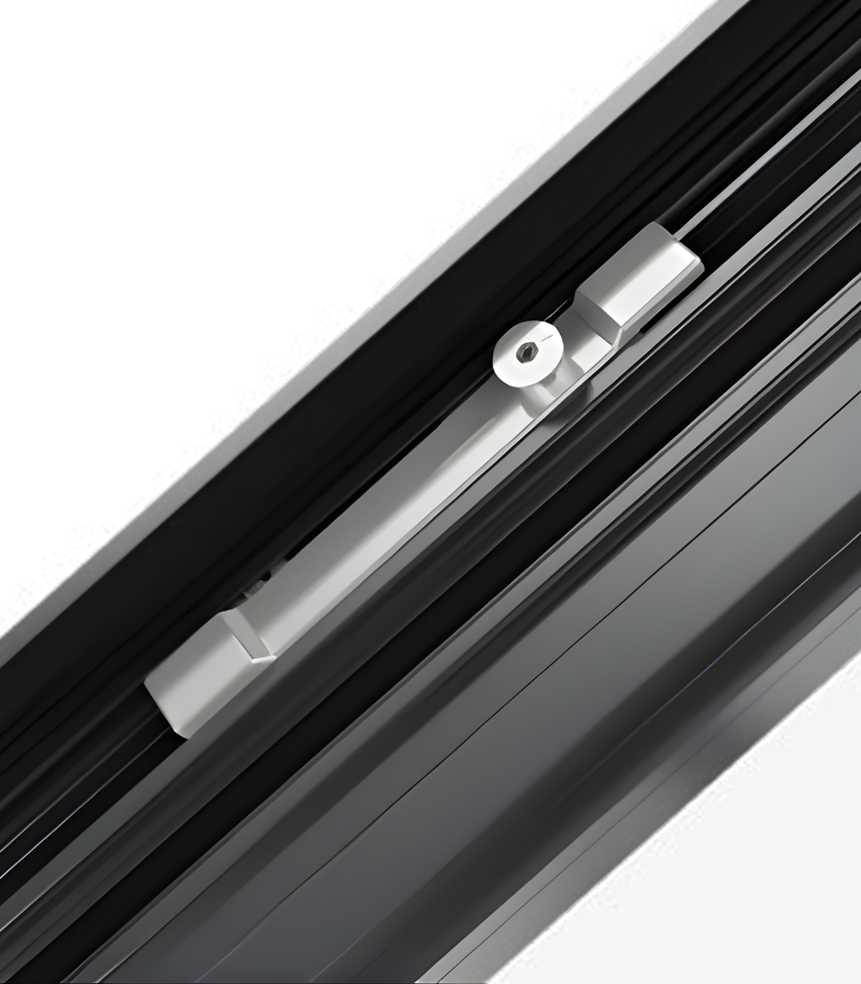 VLX 80 Awning Window in Fort Worth, TX | Meridian Windows and Doors Fort Worth - detail 4