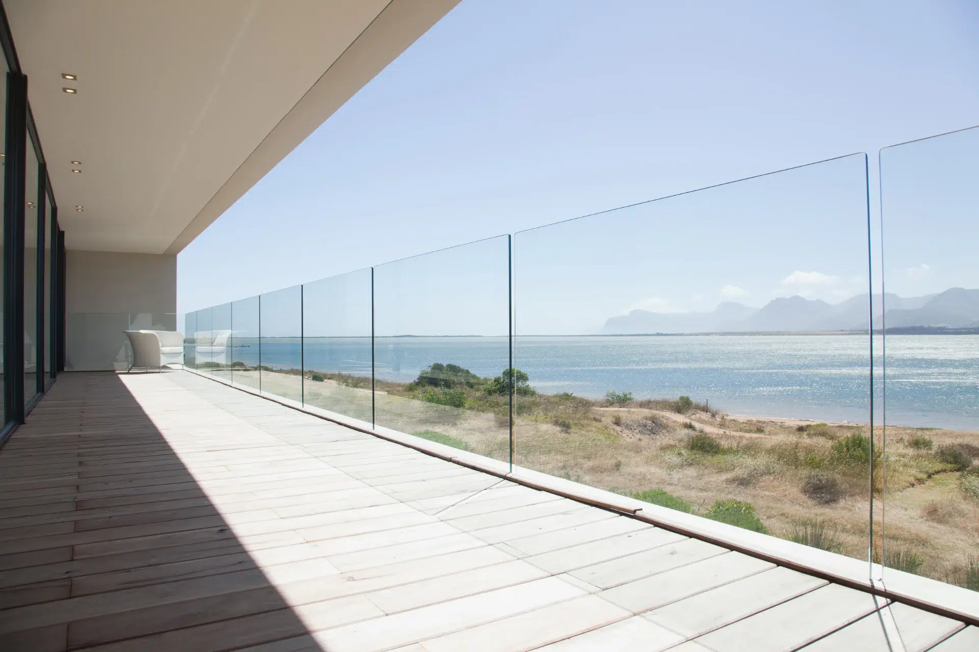 VLX 120 Glass Railing System in Fort Worth, TX | Meridian Windows and Doors Fort Worth - detail 1